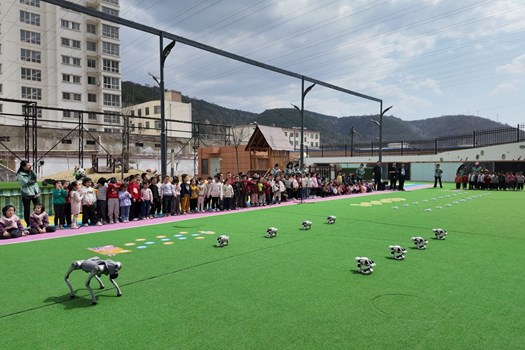 华池：科普大篷车进校园 播撒科学种子启童心